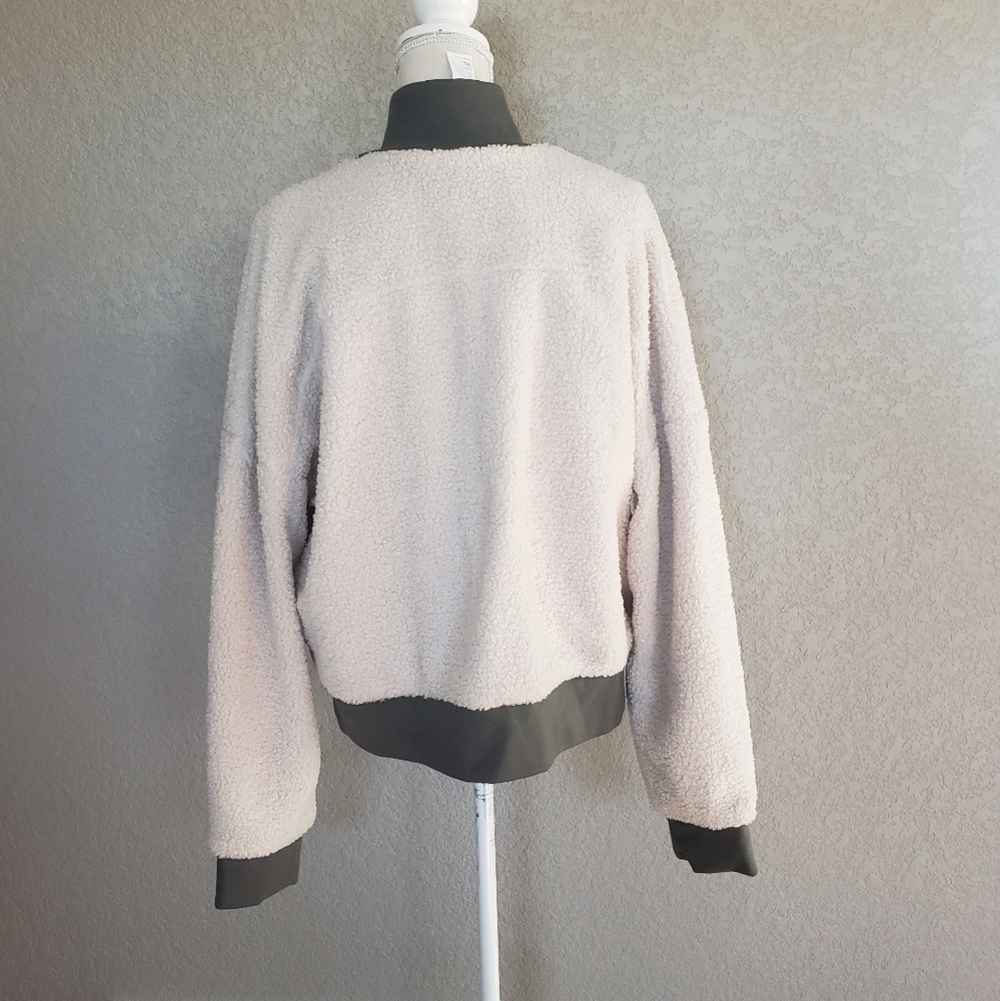 Fabletics sherpa half-zip jacket - Picture 2 of 9